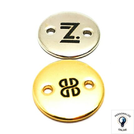 Combo Etiqueta tag 1.5×1.5 cm personalizada de metal com 02 furos